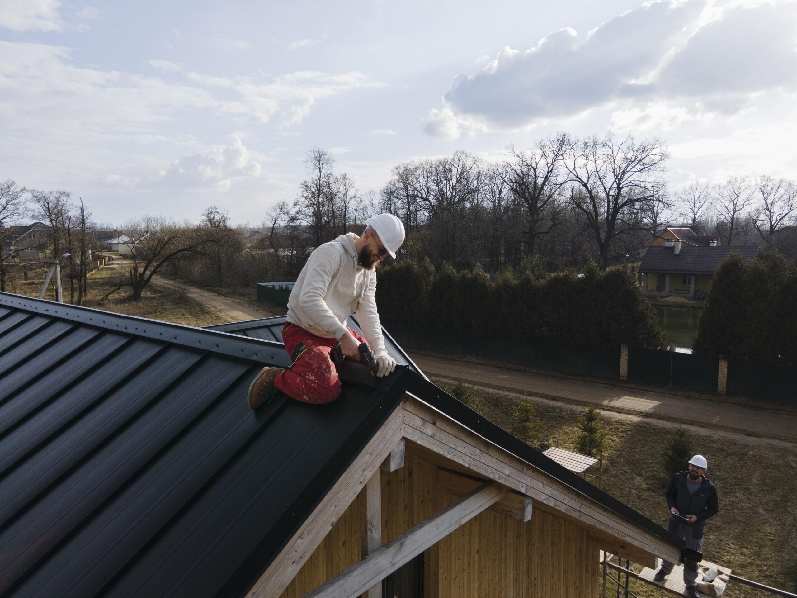 Professional gutter cleaning and siding cleaning service in Ottawa